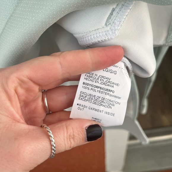 Under Armour Womens Sweatshirt Large Mint Green Unstoppable Move Mock Neck - Picture 3 of 8